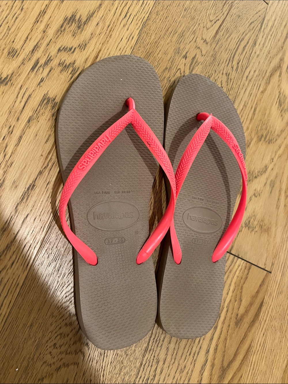 Havaianas Women's Brown Flip Flops with Coral Pink Straps